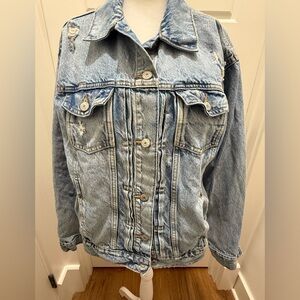 Old Navy. Distressed denim Jacket. Light Wash. Size Large.